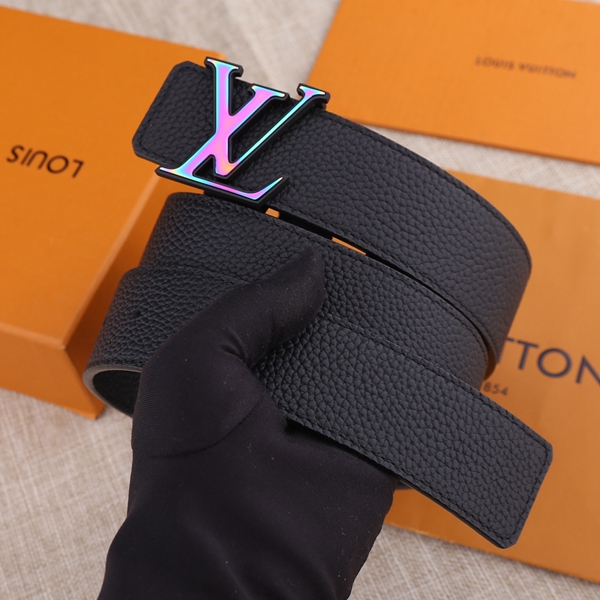 激安ルイヴィトンベルト着用イメージ